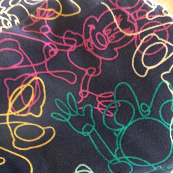 Lularoe Large Minnie Mouse leggings - Picture 2 of 4